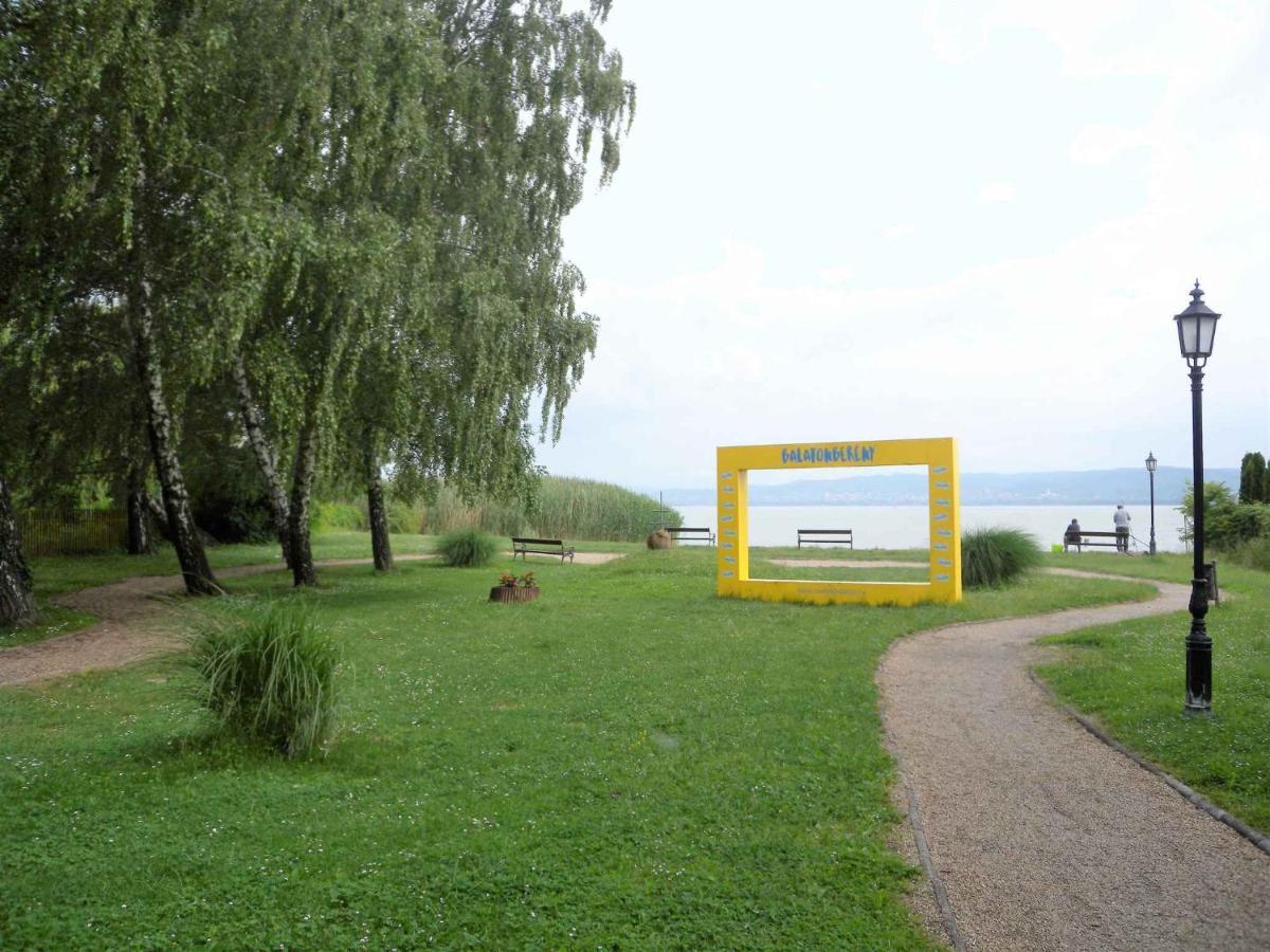 Apartment Balatonbereny 4 Exterior photo
